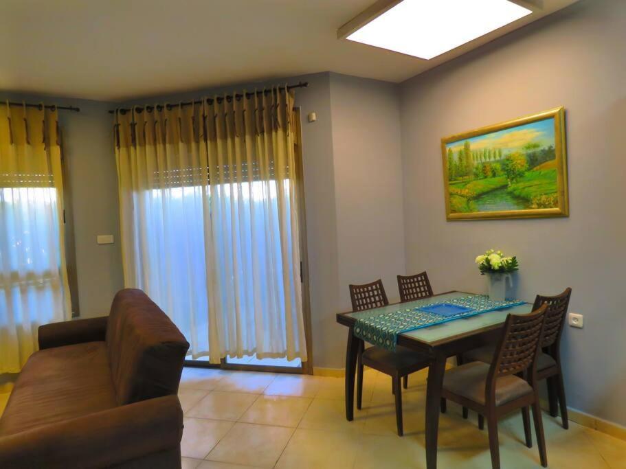Apartment Oasis In *