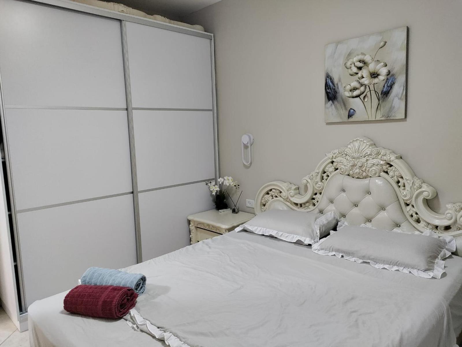 Oasis In Apartment *
